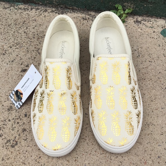 Bucket Feet Shoes - BUCKETFEET LEATHER / CANVAS SLIP ON SKEAKER 9